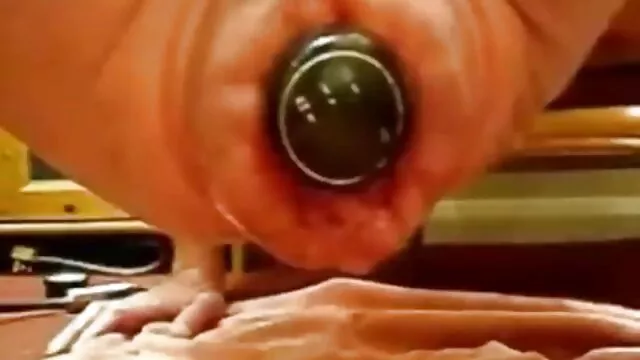 Bayi cerita sex bergambar paling hot itu dibawa ke pacarnya.