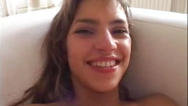 Pirang alami kisah sex bergambar gadis sebelum pantai,